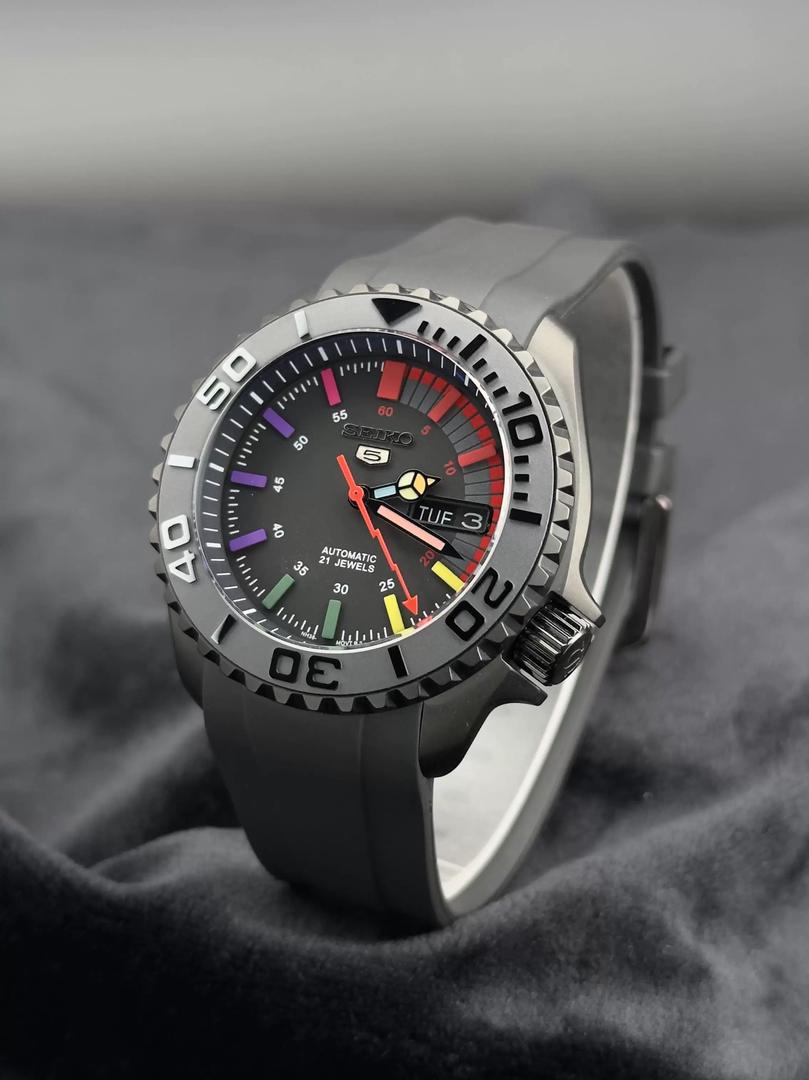 Seiko Mod GMT Diver Rainbow - ModGods