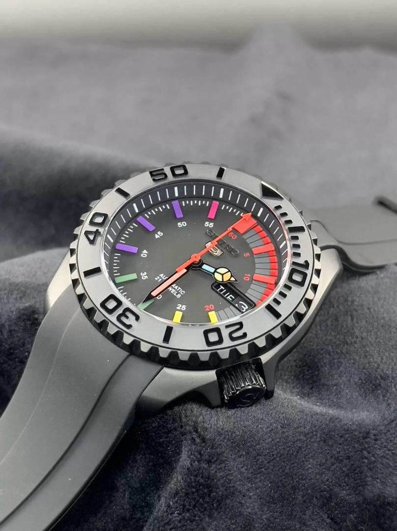 Seiko Mod GMT Diver Rainbow - ModGods